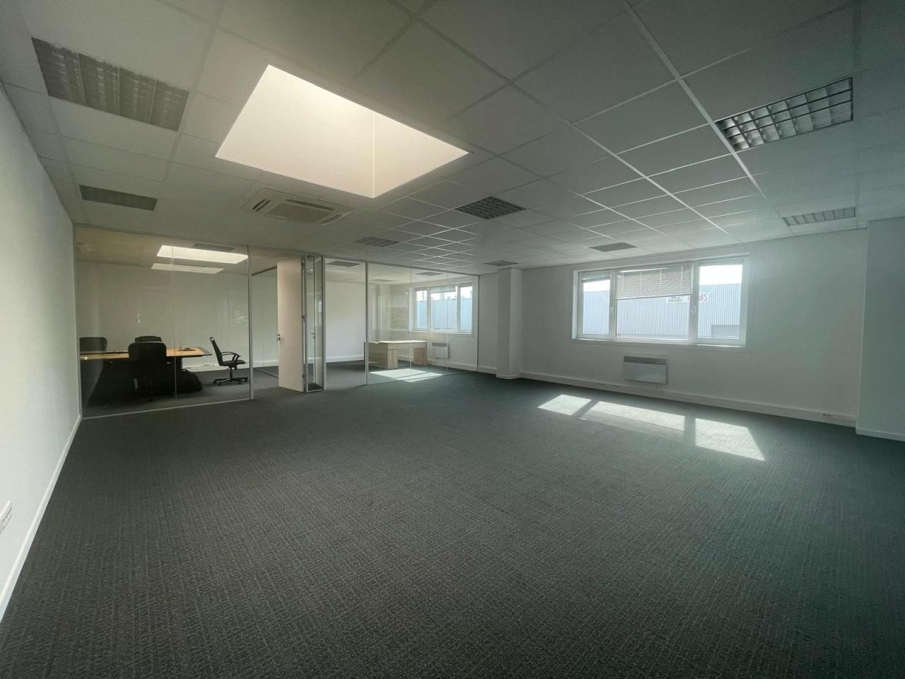 Bureau Roncq 2670m² Location bureau Roncq Nord OLBUR2424272 7